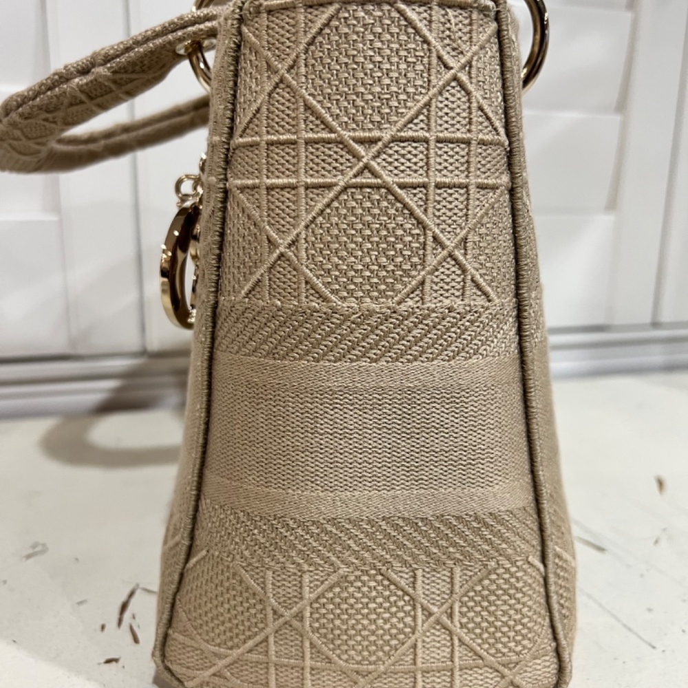 Christian Dior Médium Lady D-Lite bag - Picture 4 of 9